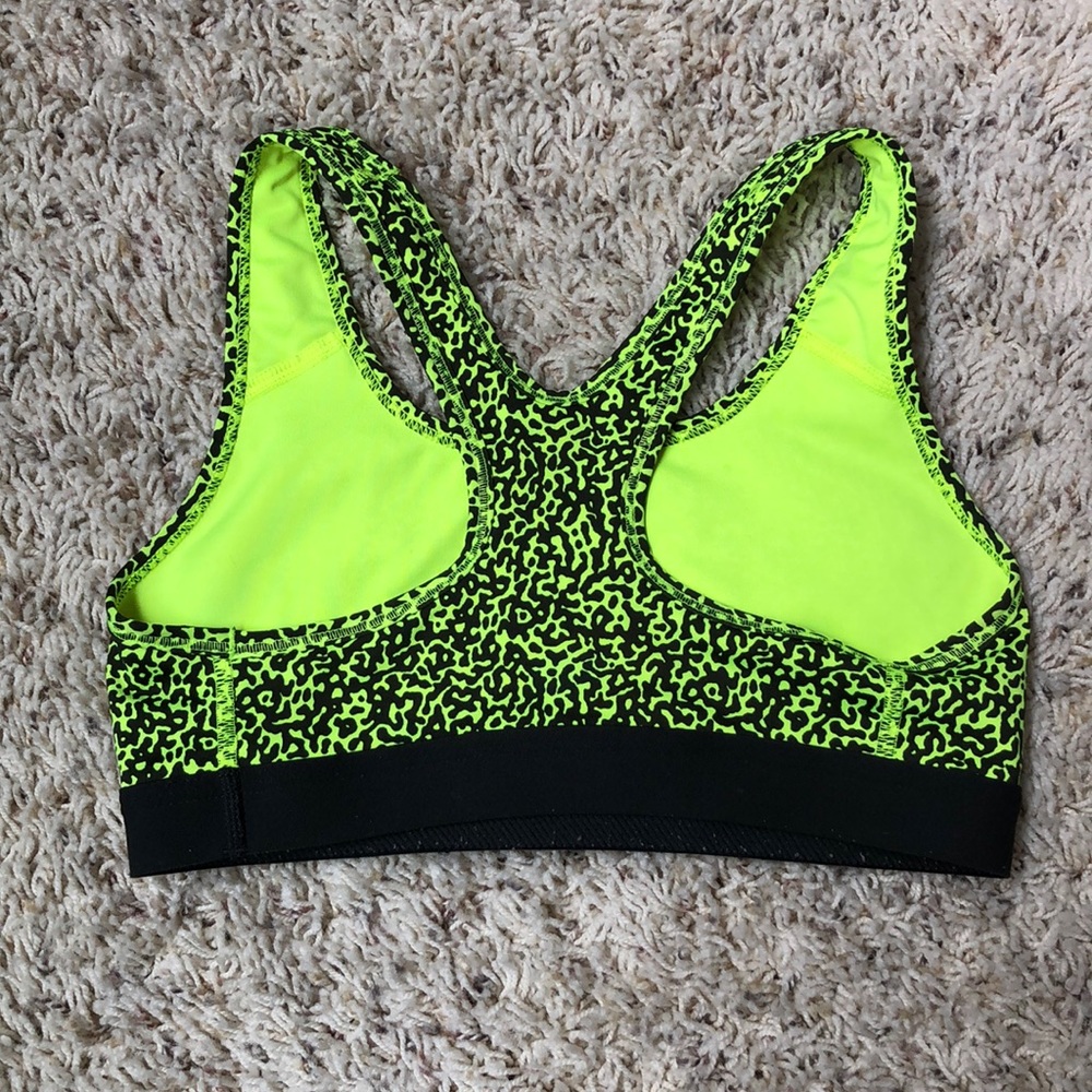 Nike dri-fit sport’s bra bundle - Picture 5 of 6